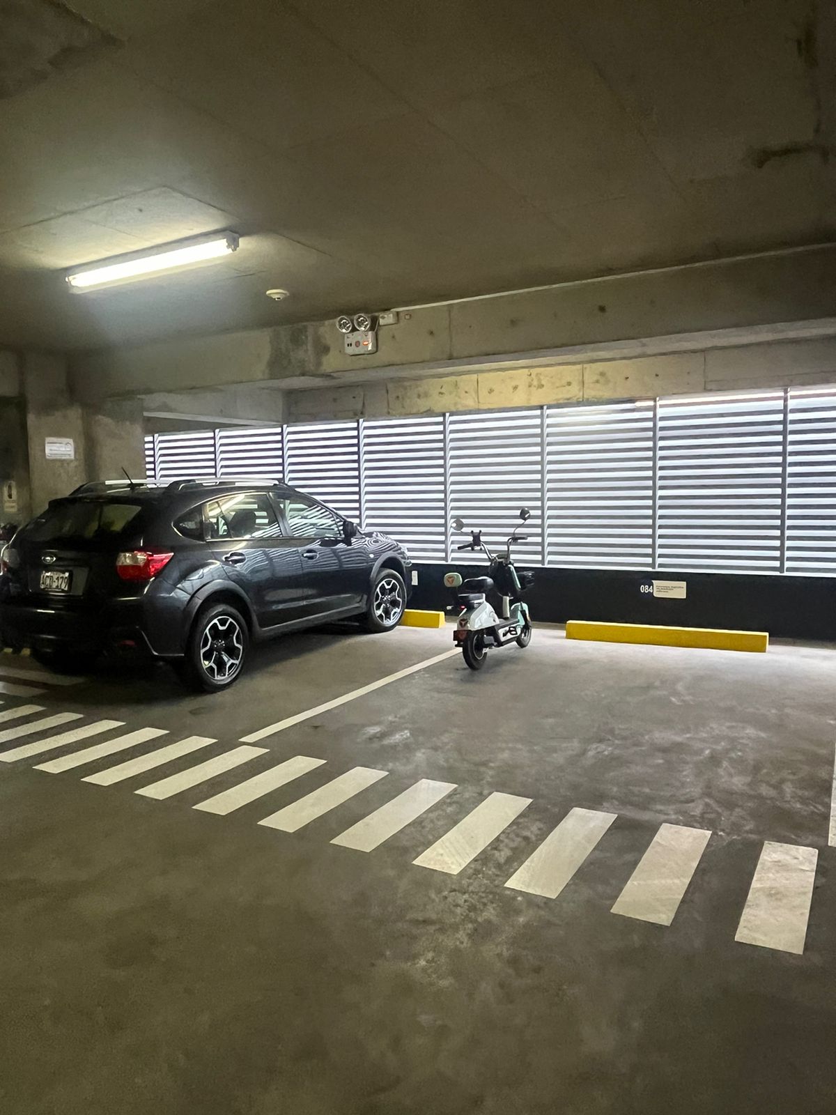 estacionamiento OFICINA-SAN ISIDRO